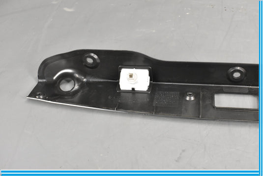 08-14 Mercedes W204 C250 C350 Rear Trunk Tailgate Lid Tailgate Handle Trim Oem