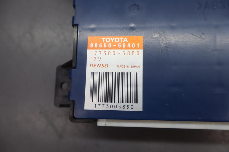 Load image into Gallery viewer, 01-03 Lexus LS430 Air Condition Amplifier Control Module 8865050401 Oem
