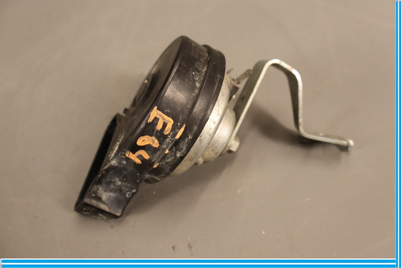 Load image into Gallery viewer, 08-18 Mercedes CLS550 E500 Right Side High Tone Note Signal Horn Oem
