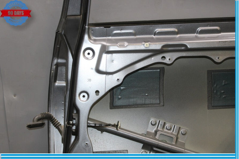 Load image into Gallery viewer, 15-16 Hyundai Genesis Rear Right Passenger Side Exterior Door Shell Panel Oem
