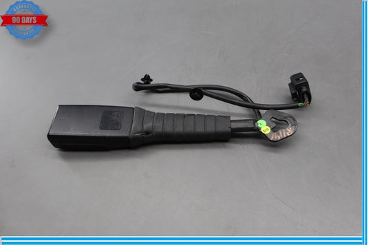 11-17 Volkswagen Touareg Front Right Side Seat Belt Seatbelt Buckle Oem