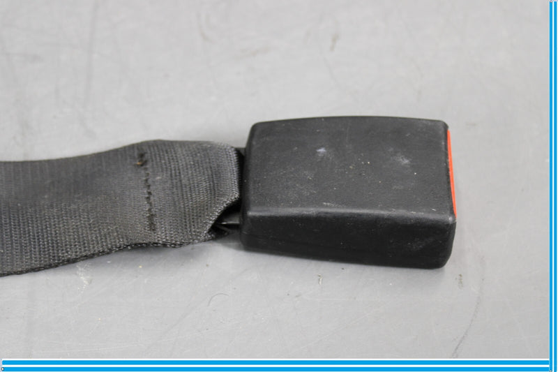 Load image into Gallery viewer, 09-15 BMW 750Li F01 F02 Rear Center Middle Seat Belt Seatbelt Buckle Oem
