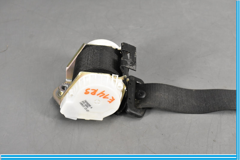 Load image into Gallery viewer, 09-12 BMW 750i 750Li Rear Right Passenger Side Seat Belt Seatbelt Retractor Oem
