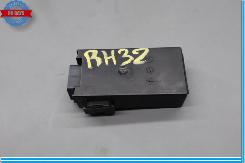 Load image into Gallery viewer, 02-05 Ford Thunderbird Right Passenger Side Heated Seat Control Unit Module Oem
