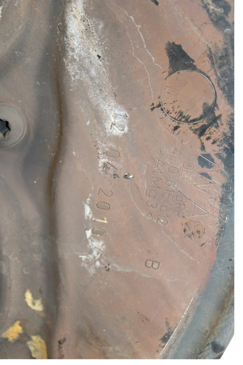 Load image into Gallery viewer, 11-17 Audi A8 Quattro Rear Right Side Spindle Knuckle Wheel Hub Bearing OEM
