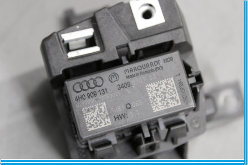 Load image into Gallery viewer, 11-18 Audi A8 Front Ignition Switch Relay Cover Module Unit Oem
