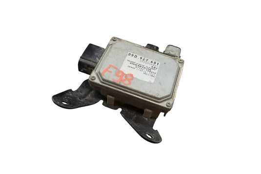 11-18 Volkswagen VW Touareg Hybrid Engine Oil Pump Control Module Unit OEM