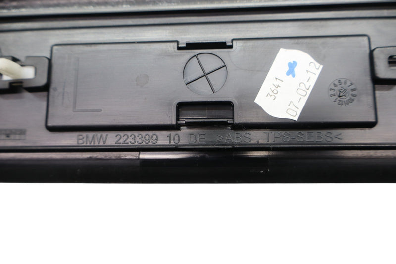Load image into Gallery viewer, 09-15 BMW 750Li xDrive Front Right Side Door Sill Scuff Plate Cover Trim Oem
