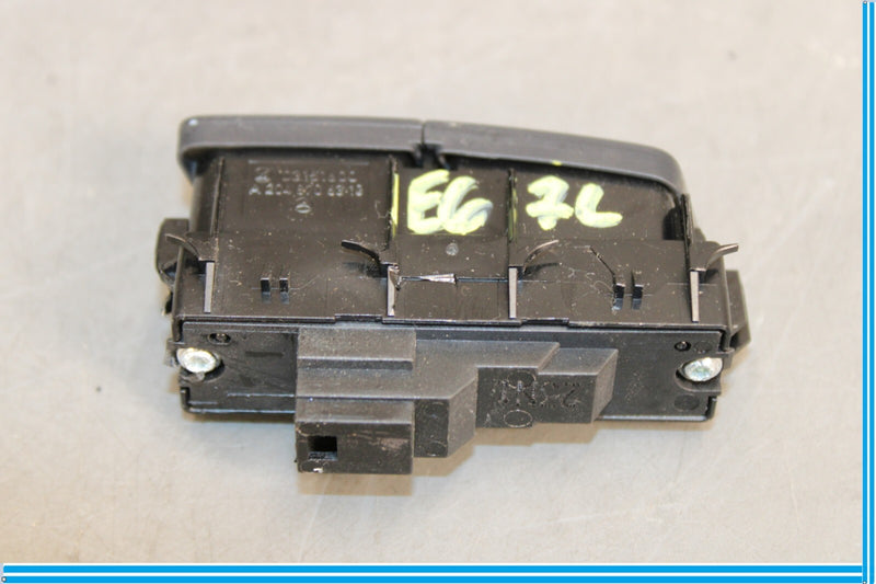 Load image into Gallery viewer, 08-14 Mercedes W204 C250 E350 Front Left Side Door Lock Latch Control Switch Oem
