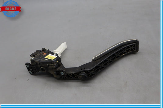 11-18 Volkswagen VW Touareg Engine Gas Accelerator Acceleration Pedal Oem