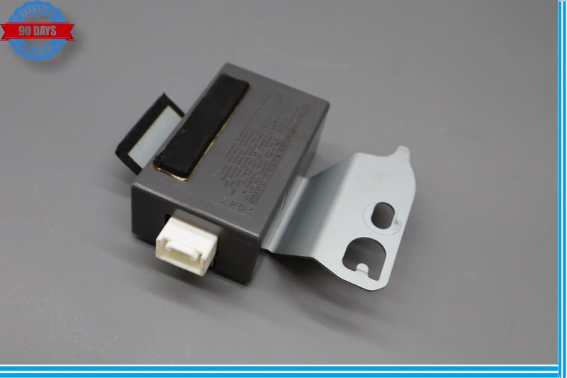 Load image into Gallery viewer, 07-12 Lexus LS460L TPMS Tire Pressure Monitor Receiver 89760-50010 Oem
