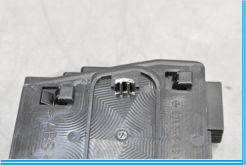 Load image into Gallery viewer, 06-11 Mercedes CLS550 W219 Rear Right  Door Keyless Go Control Module Oem
