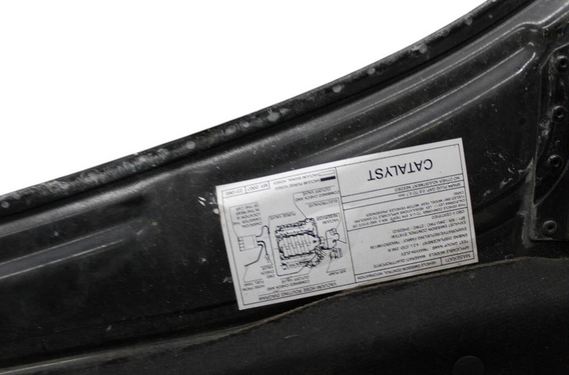 Load image into Gallery viewer, 03-13 Maserati Quattroporte M139 Hood Bonnet Cover Panel Assembly 67213600 Oem
