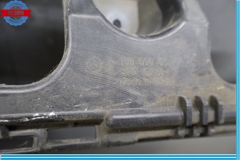 Load image into Gallery viewer, 13-19 Mercedes X166 GL450 Rear Right Passegner Side Rocker Panel Bracket Oem
