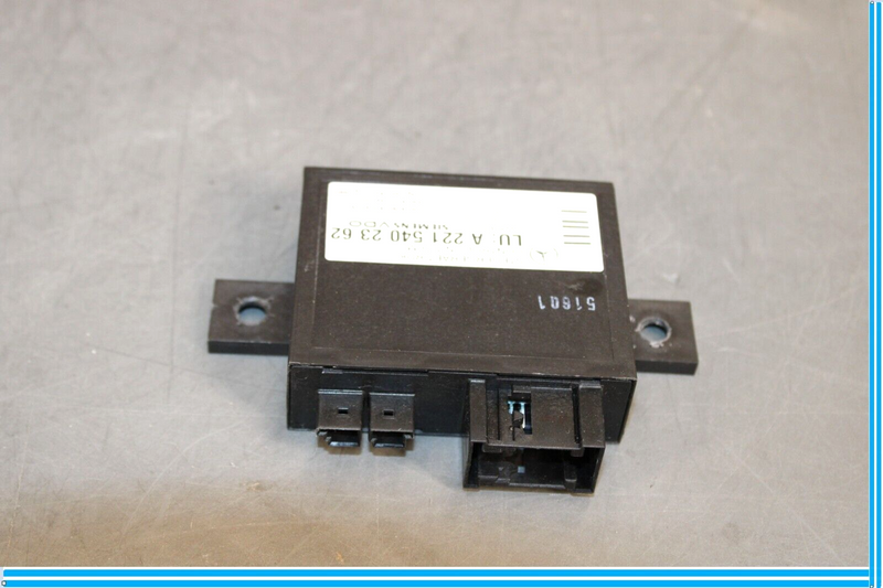 Load image into Gallery viewer, 07-14 Mercedes CL550 S550 W216 Tire Pressure Monitor Module 2215402362 Oem
