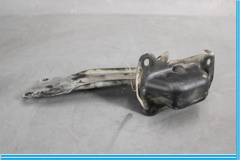 Load image into Gallery viewer, 09-17 Volkswagen CC Rear Right Passenger Side Upper Suspension Control Arm Oem
