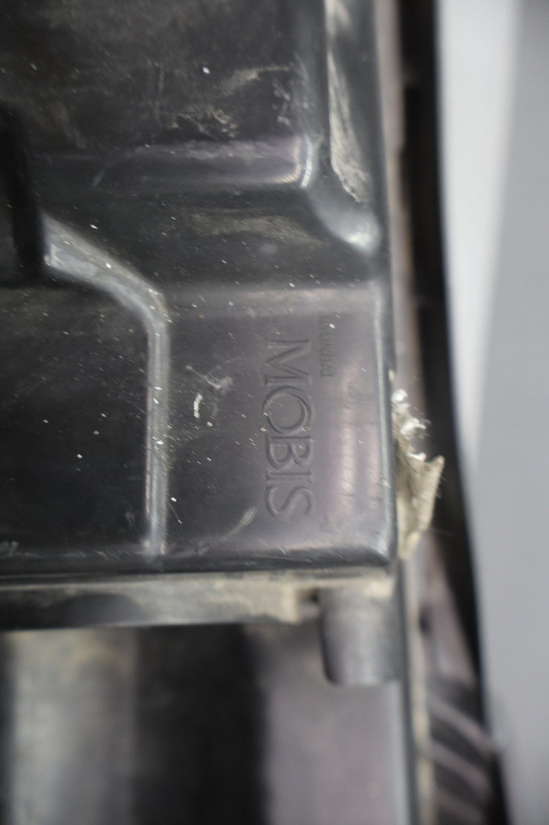Load image into Gallery viewer, 14-16 Kia Optima Hybrid Front Right Side Head Light Headlight Lamp Assembly Oem
