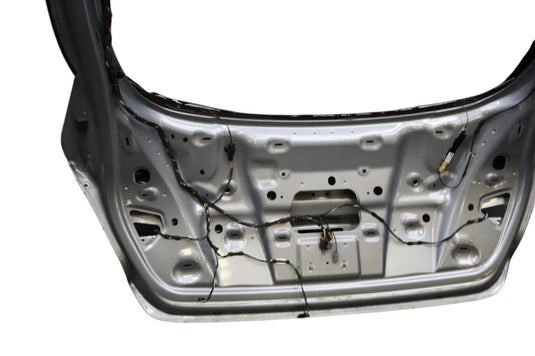 12-18 Audi A7 A7 Quattro Rear Trunk Lid Tailgate Hatch Assembly 4G8827025B OEM