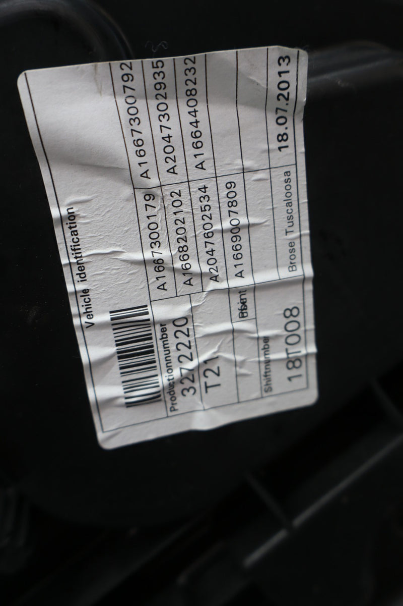 Load image into Gallery viewer, 12-15 Mercedes GL450 ML550 Rear Left Driver Side Window Regulator Panel Oem
