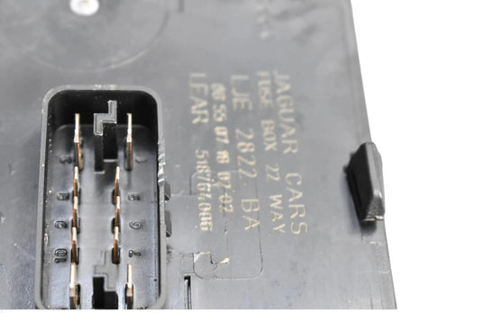 00-03 Jaguar XKR XK8 X100 Rear Trunk Boot Fuse Relay Junction Box LJE2822BA Oem