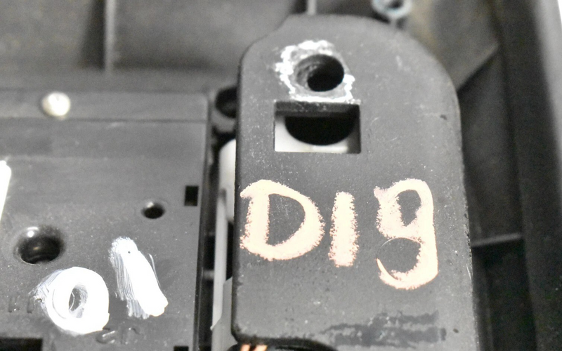 Load image into Gallery viewer, 07-11 Bentley Continental GTC Overhead Console Dome Light Lamp 3W0907135F Oem
