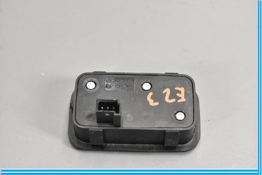 04-23 Mercedes X166 GL450 GL550 Rear Trunk Lid Tailgate Control Switch Oem