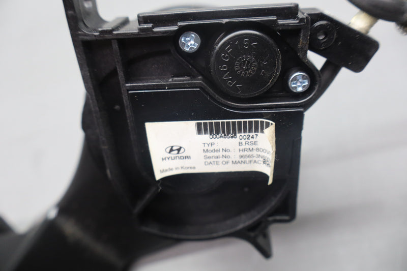 Load image into Gallery viewer, 11-13 Hyundai Equus SIG Rear Center Console Mounted Display Screen Unit Oem
