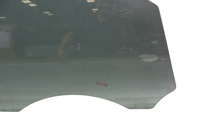 Load image into Gallery viewer, 11-17 Volkswagen Touareg Front Right Passenger Side Door Window Auto Glass Oem
