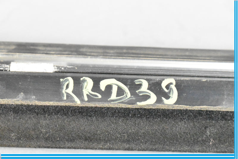 Load image into Gallery viewer, 00-06 Mercedes S55 AMG S500 Rear Right Door Window Weather strip Seal Oem

