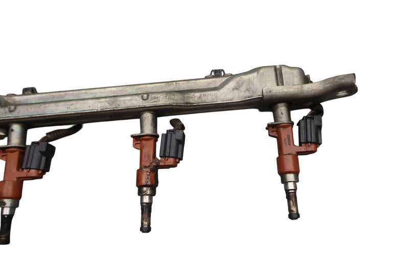 Load image into Gallery viewer, 07-17 Lexus USF40 LS460 Left Driver Side Outer Fuel Injection Rail Oem

