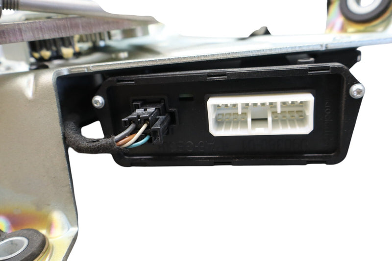 Load image into Gallery viewer, 11-16 Hyundai Equus Rear Trunk Power Release Motor W/ Trunk Module Unit Oem
