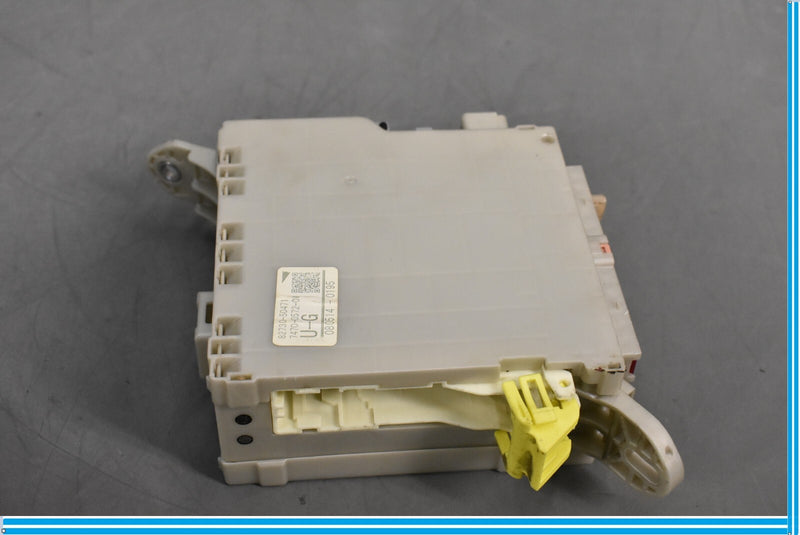 Load image into Gallery viewer, 07-09 Lexus LS460 XF40 Front Left Driver Side Junction Fuse Box 82672-50120 Oem
