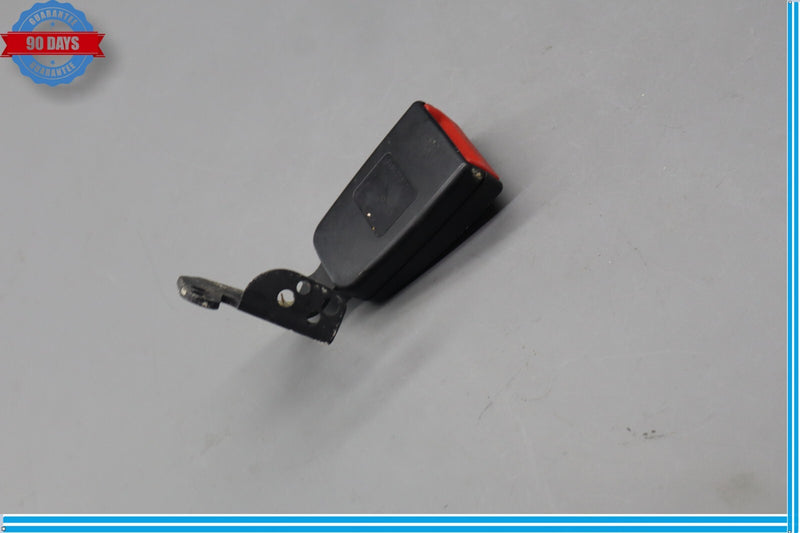 Load image into Gallery viewer, 08-15 Mercedes C300 C350 C63 AMG Rear Right Seat Belt Buckle Black Oem
