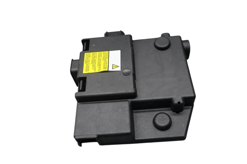 Load image into Gallery viewer, 14-20 Maserati Ghibli Battery Terminal Junction Fuse Box Cover 670002029 Oem
