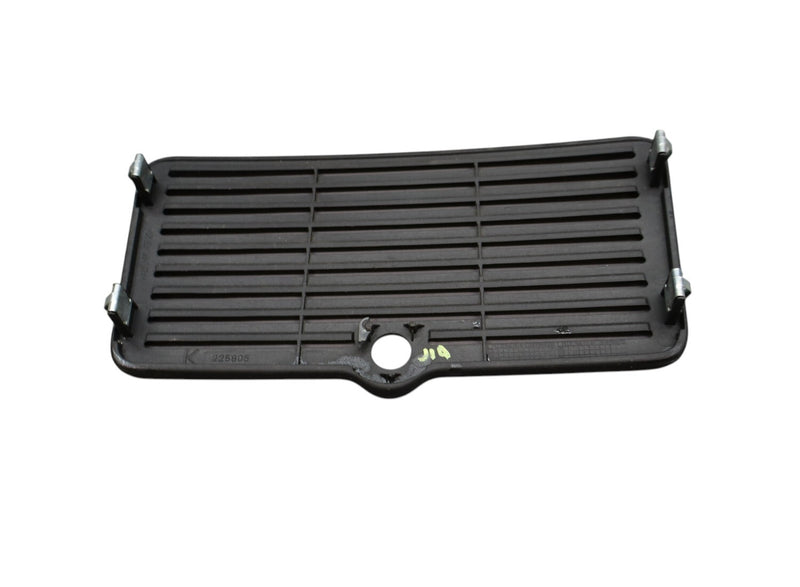 Load image into Gallery viewer, 03-19 Maserati Quattroporte M139 Dash Dashboard Vent Grille Cover Oem
