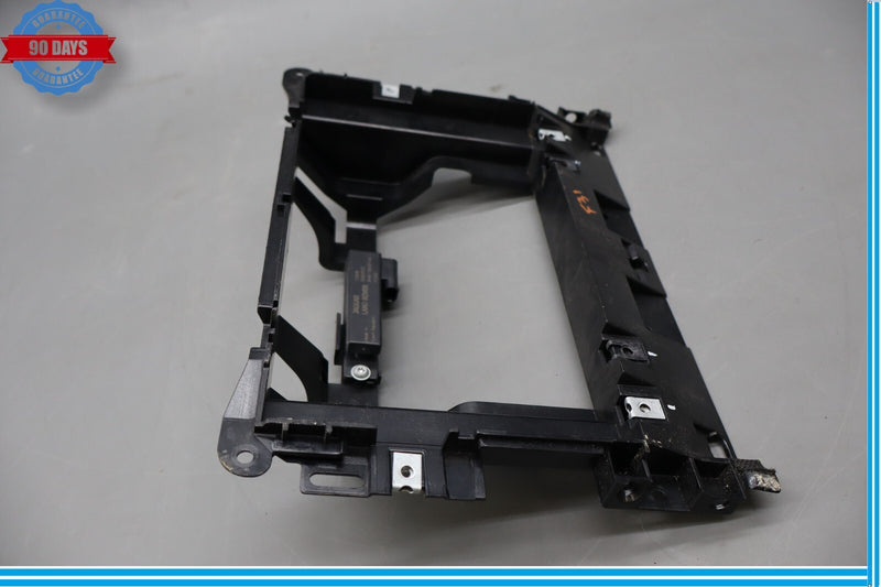Load image into Gallery viewer, 06-09  Range Rover Sport Dash Central Climate Control Panel Mounting Bracket Oem

