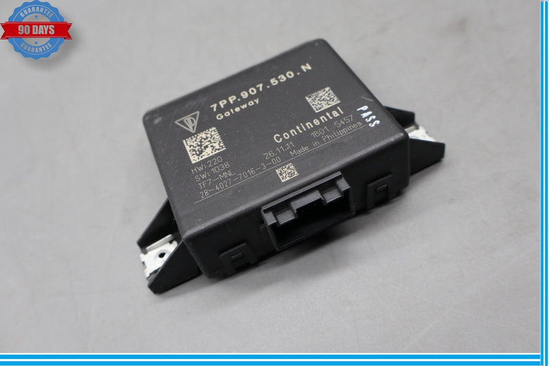 Load image into Gallery viewer, 11-17 Porsche Cayenne Multiplex Network Gateway Control Module Unit Oem

