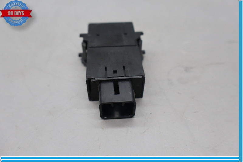 Load image into Gallery viewer, 02-06 Lexus SC430 Passenger Side Seat Belt Caution Warning Indicator Light Oem
