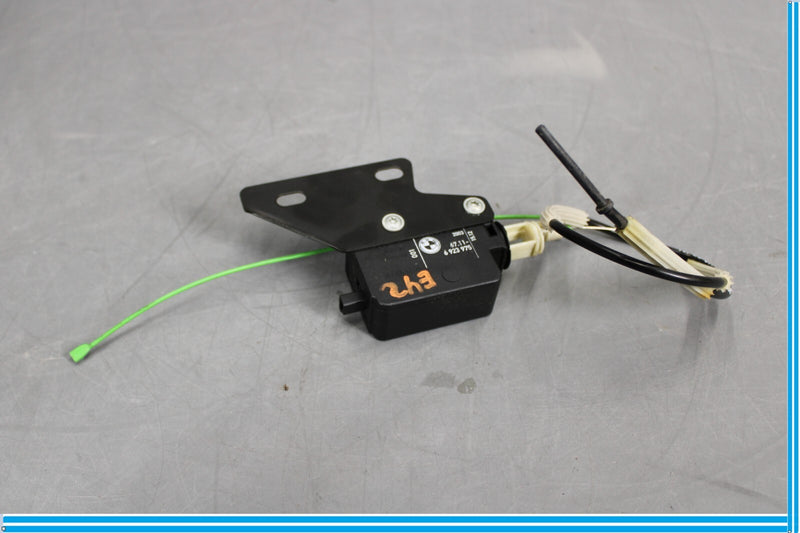 Load image into Gallery viewer, 04-10 BMW 645Ci Convertible Fuel Gas Tank Flap Door Lock Actuator w/Cable Oem
