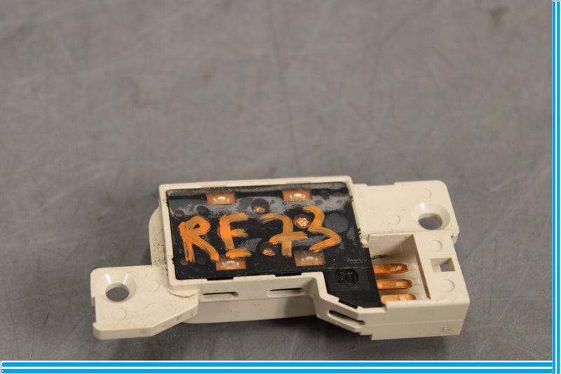 Load image into Gallery viewer, 02-10 Lexus SC430 Front Right Side Seat Lumbar Support Control Switch Oem
