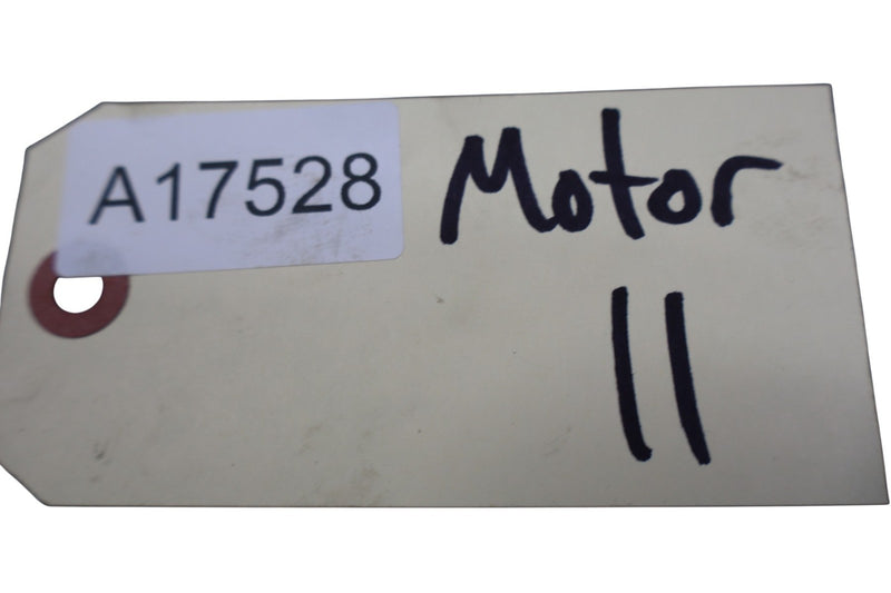 Load image into Gallery viewer, 12-14 Mercedes W204 C250 Crank Shaft Crankshaft Lower Bearing Cap 5 Pcs Oem
