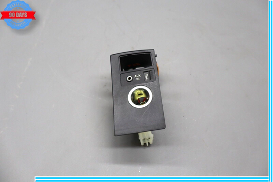 09-15 BMW 750Li 750Li xDrive Auxiliary Aux In Audio Socket Port Plug Unit Oem