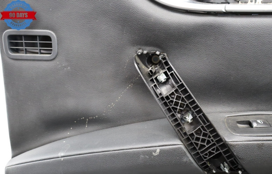 14-22 Maserati Ghibli M157 Front Right Side Interior Door Panel 105804313C Oem