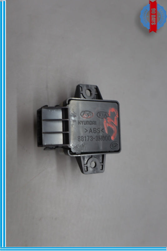 11-13 Hyundai Equus Front Left Driver Side Seat Lumbar Adjustment Switch Oem