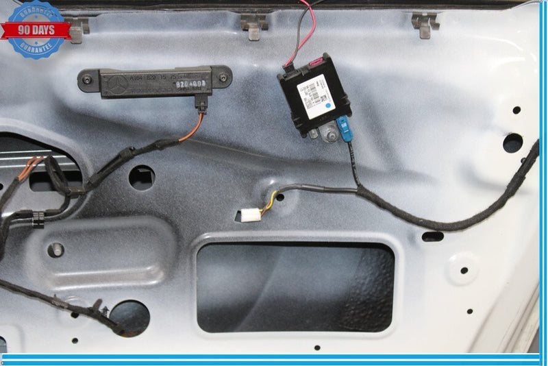 Load image into Gallery viewer, 07-12 Mercedes X164 GL450 GL550 Trunk Lid Tail Gate Hatch Shell White Oem
