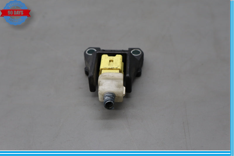 Load image into Gallery viewer, 07-09 Lexus LS460 LS460L Front Right Passenger Side Door Sensor Oem
