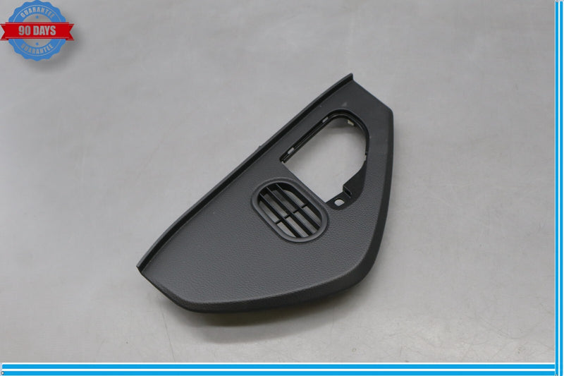 Load image into Gallery viewer, 11-13 Hyundai Equus SIG Right Passenger Side Dash Instrument Panel End Cap Oem

