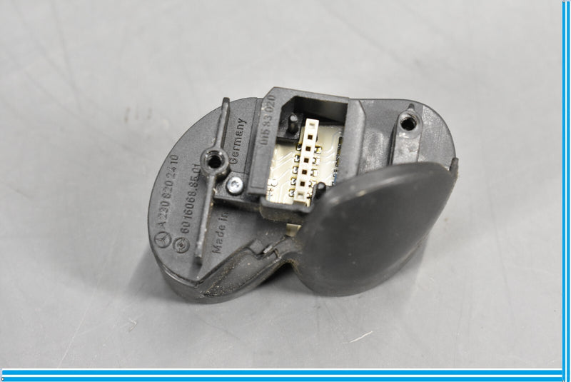Load image into Gallery viewer, 03-09 Mercedes CLK550 CLK500 Steering Wheel Phone Volume Control Switch Oem
