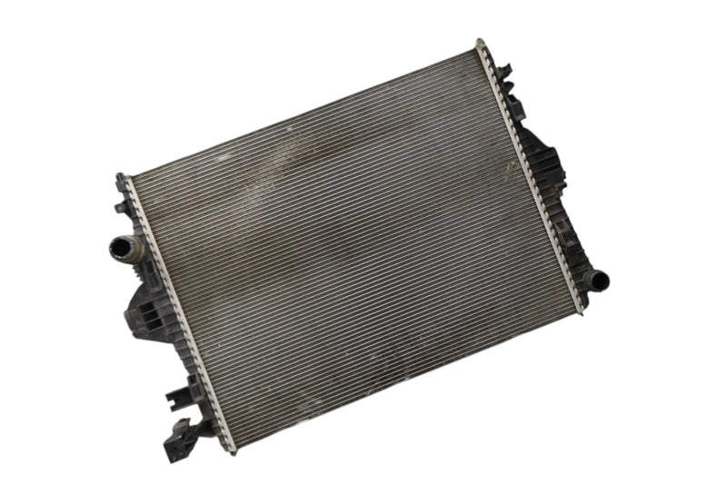 Load image into Gallery viewer, 11-17 Volkswagen Touareg Engine Water Cooling Radiator Assembly 95810613210 Oem
