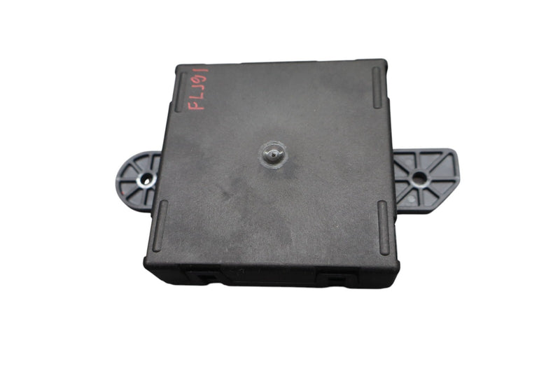 Load image into Gallery viewer, 14-17 Maserati Quattroporte Front Left Driver Side Door Control Module Unit Oem
